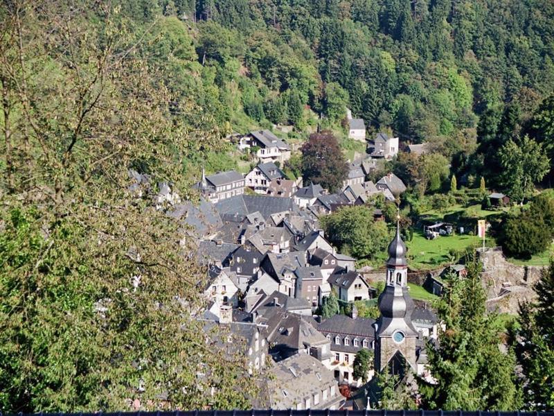 Kanino Monschau Esterno foto